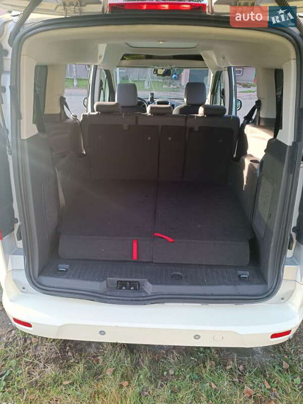 Микровэн Ford Tourneo Connect 2017 в Калуше