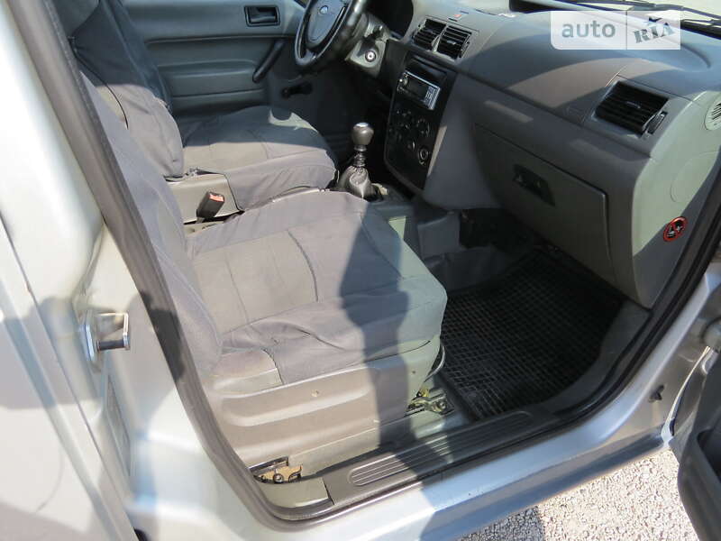 Мінівен Ford Tourneo Connect 2003 в Кропивницькому
