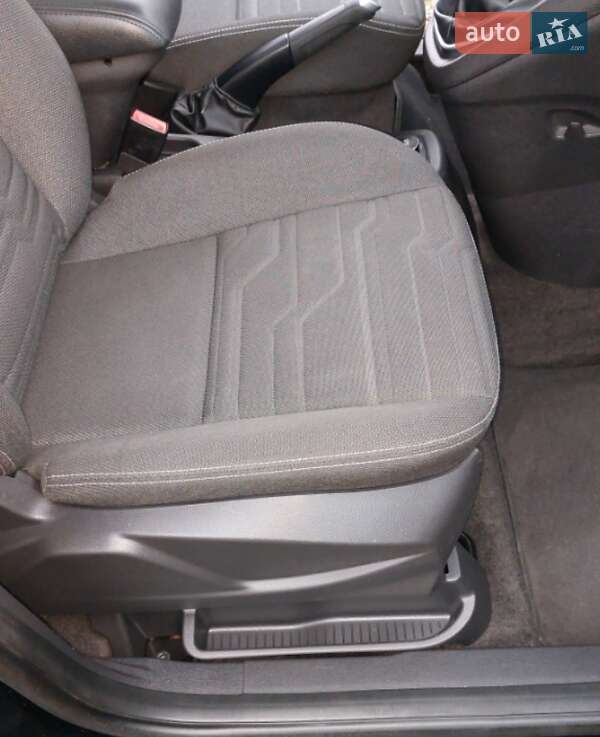 Минивэн Ford Tourneo Connect 2017 в Тысменице фото 18 Минивэн Ford Tourneo Connect 2017 в Тысменице