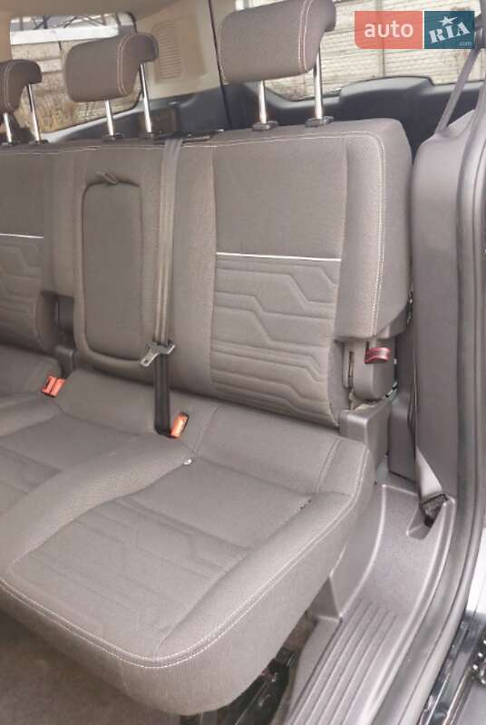 Минивэн Ford Tourneo Connect 2017 в Тысменице фото 25 Минивэн Ford Tourneo Connect 2017 в Тысменице