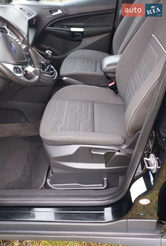 Минивэн Ford Tourneo Connect 2017 в Тысменице фото 28 Минивэн Ford Tourneo Connect 2017 в Тысменице