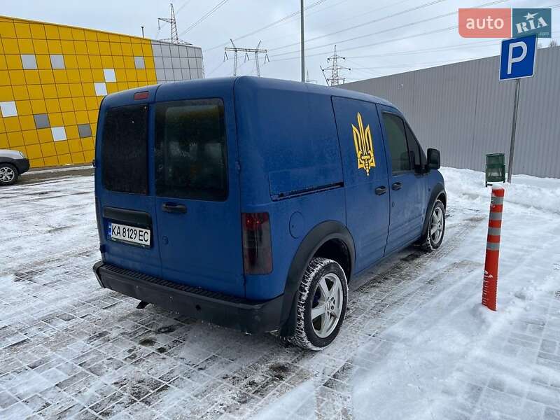 Мінівен Ford Tourneo Connect 2004 в Києві