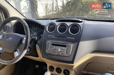 Минивэн Ford Tourneo Connect 2012 в 