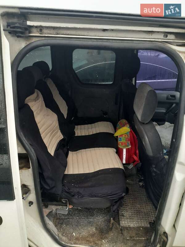 Мінівен Ford Tourneo Connect 2005 в Києві фото 7 Мінівен Ford Tourneo Connect 2005 в Києві