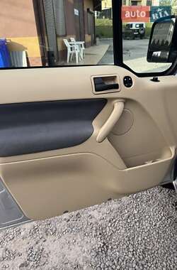 Минивэн Ford Tourneo Connect 2007 в 