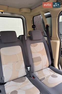Минивэн Ford Tourneo Connect 2007 в 