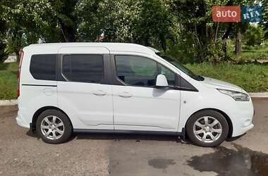 Минивэн Ford Tourneo Connect 2015 в 