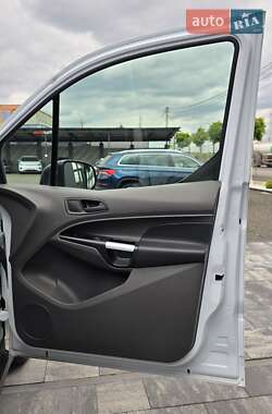 Минивэн Ford Tourneo Connect 2019 в 