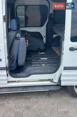 Минивэн Ford Tourneo Connect 2012 в 
