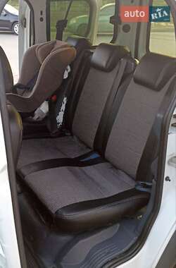 Мінівен Ford Tourneo Connect 2010 в 