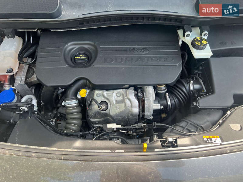 Минивэн Ford Tourneo Connect 2018 в Черновцах