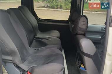 Минивэн Ford Tourneo Connect 2004 в 