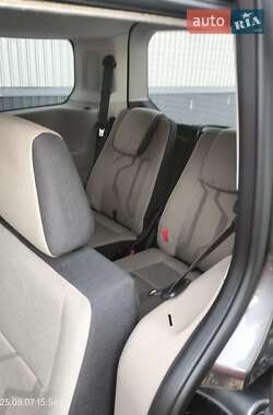 Минивэн Ford Tourneo Connect 2015 в 