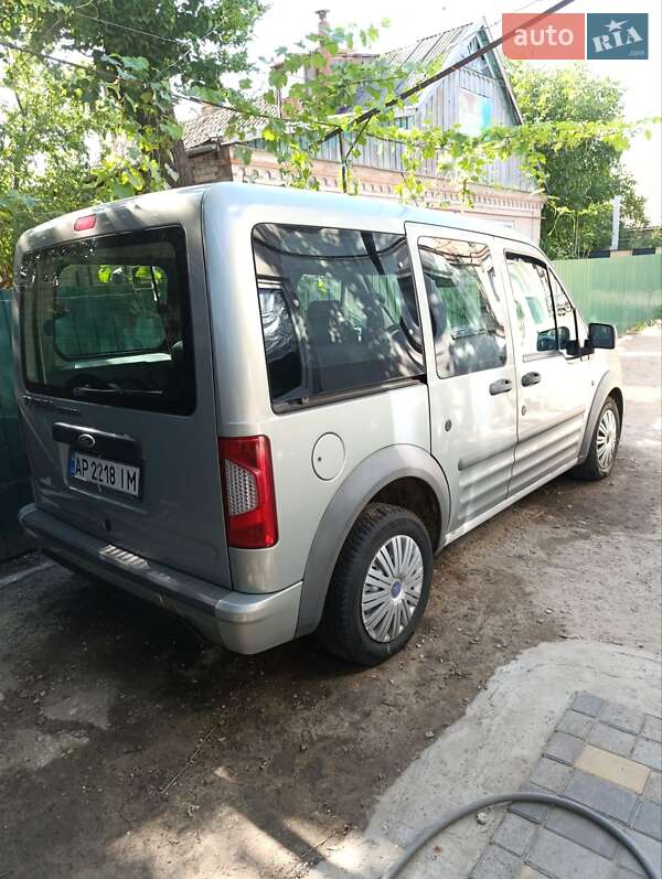 Минивэн Ford Tourneo Connect 2010 в Запорожье