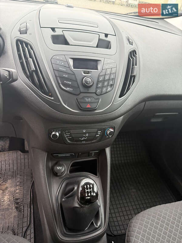 Минивэн Ford Tourneo Connect 2017 в Луцке