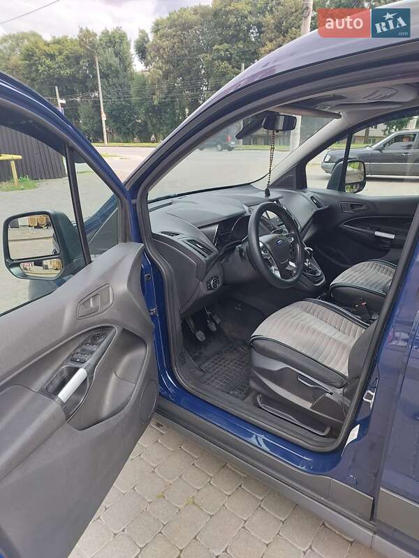 Минивэн Ford Tourneo Connect 2015 в Хмельницком