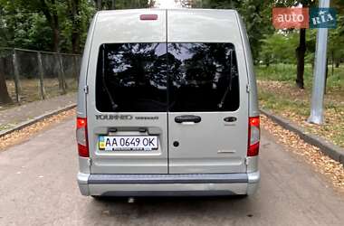 Минивэн Ford Tourneo Connect 2011 в 