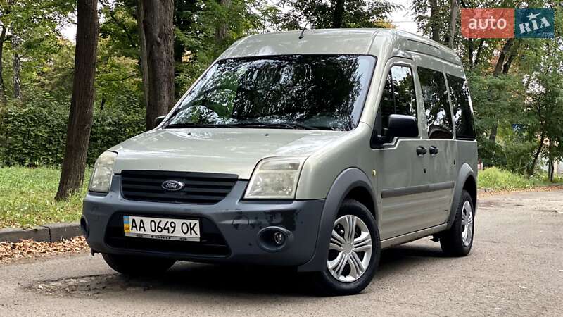 Мінівен Ford Tourneo Connect 2011 в Києві