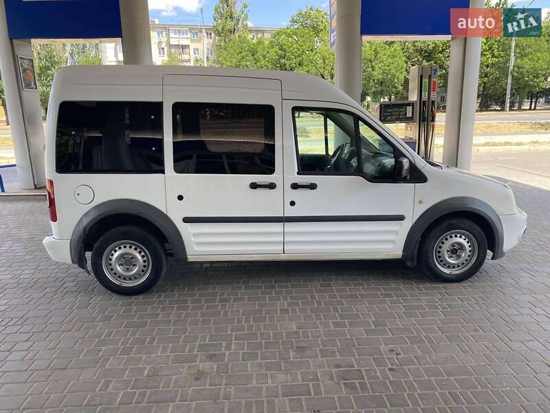 Мінівен Ford Tourneo Connect 2012 в Миколаєві
