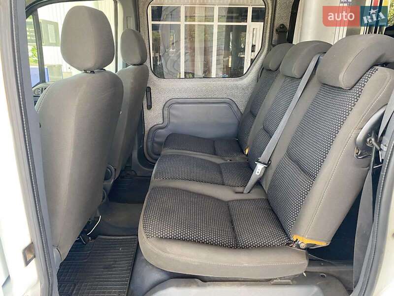 Мінівен Ford Tourneo Connect 2012 в Миколаєві