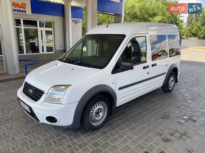 Минивэн Ford Tourneo Connect 2012 в Николаеве