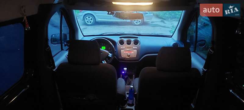 Мінівен Ford Tourneo Connect 2013 в Києві