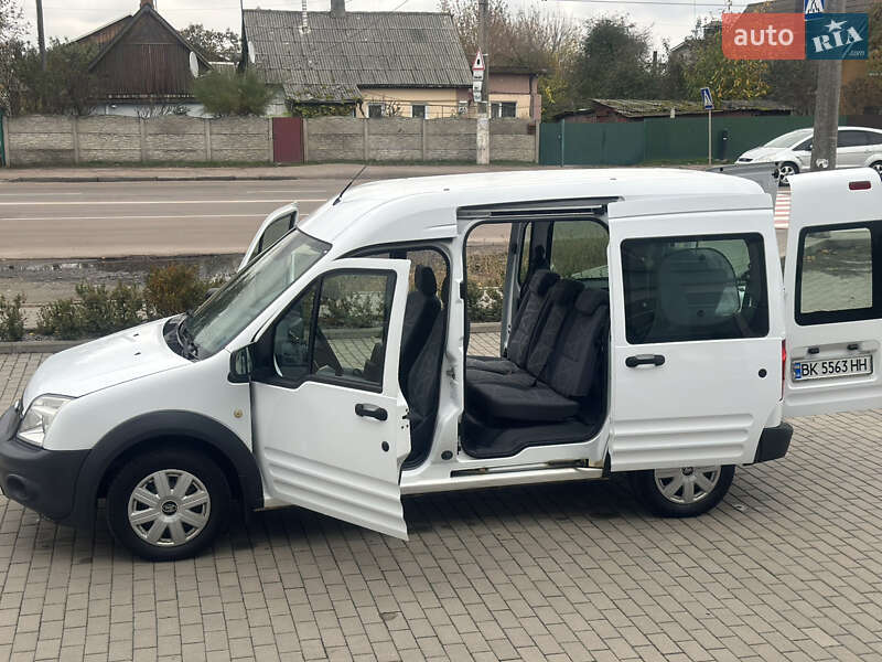 Мінівен Ford Tourneo Connect 2010 в Житомирі