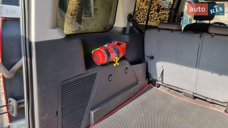 Мінівен Ford Tourneo Connect 2013 в Бродах фото 7 Мінівен Ford Tourneo Connect 2013 в Бродах