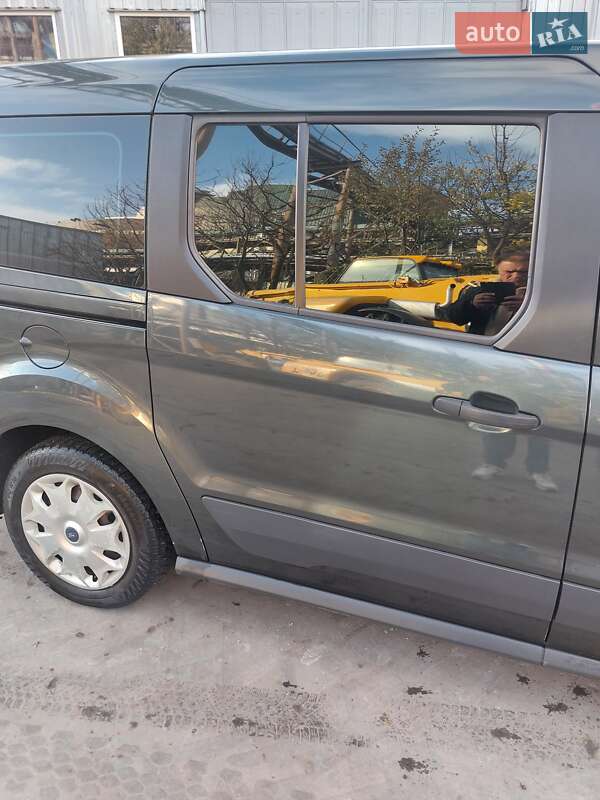 Мінівен Ford Tourneo Connect 2017 в Кропивницькому фото 5 Мінівен Ford Tourneo Connect 2017 в Кропивницькому