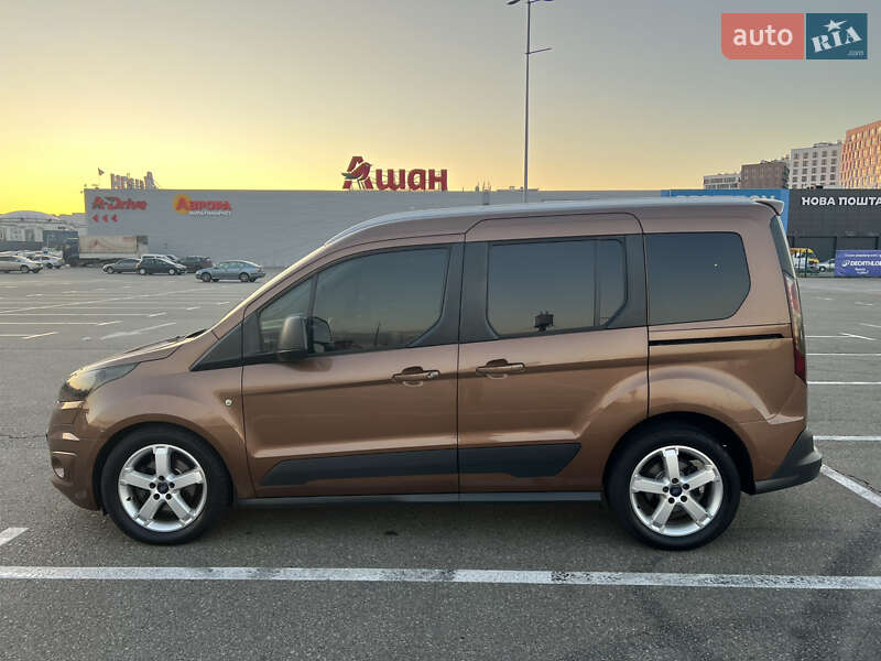 Минивэн Ford Tourneo Connect 2014 в Киеве