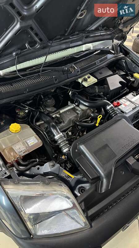 Мінівен Ford Tourneo Connect 2005 в Сумах
