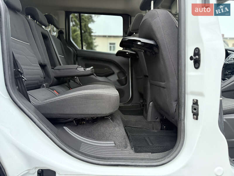 Мінівен Ford Tourneo Connect 2017 в Тернополі