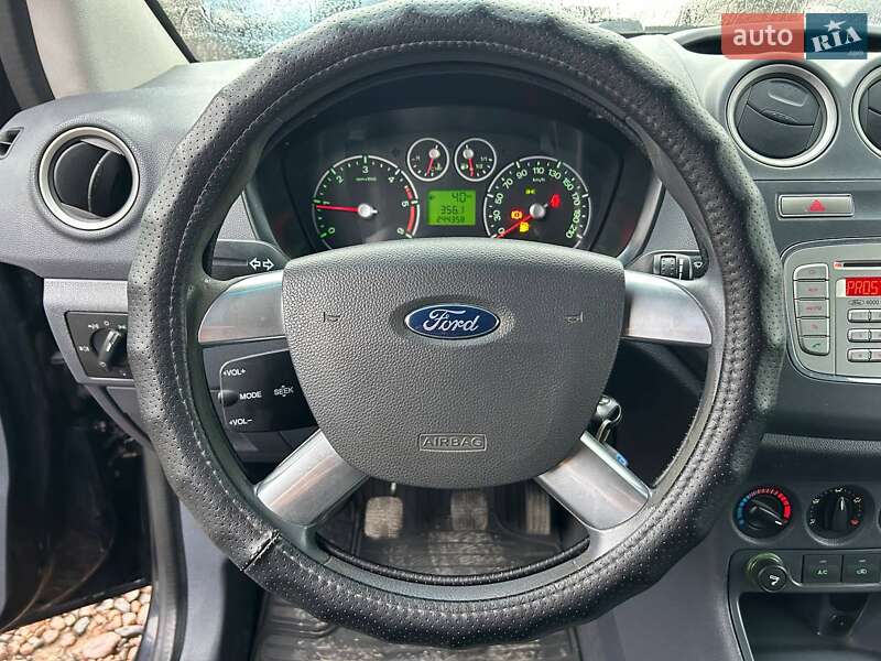 Минивэн Ford Tourneo Connect 2011 в Одессе