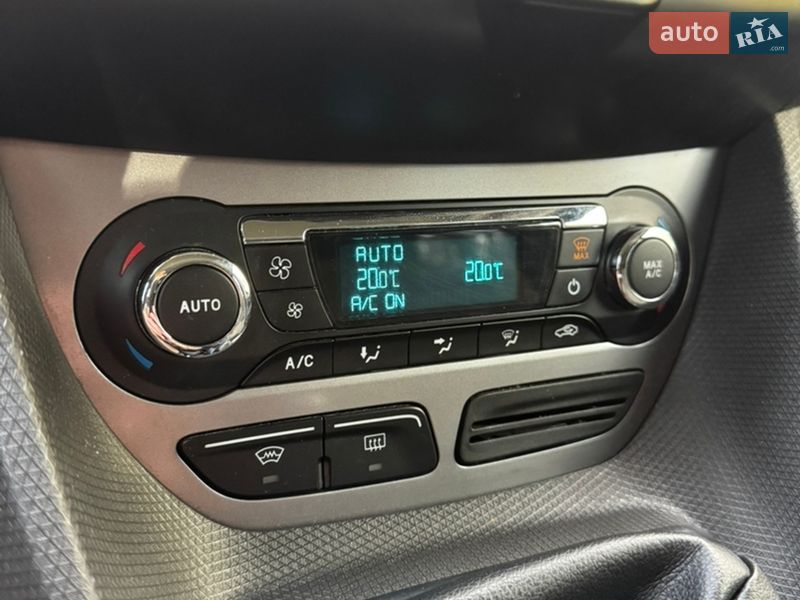 Минивэн Ford Tourneo Connect 2018 в Киеве