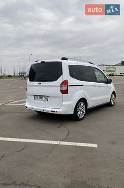 Микровэн Ford Tourneo Courier 2017 в Киеве