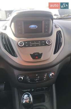 Микровэн Ford Tourneo Courier 2018 в 