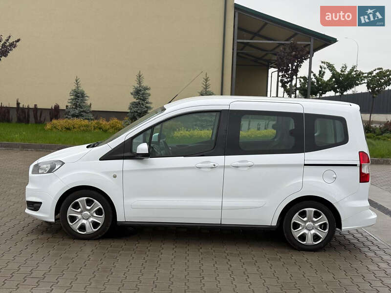 Микровэн Ford Tourneo Courier 2017 в Луцке