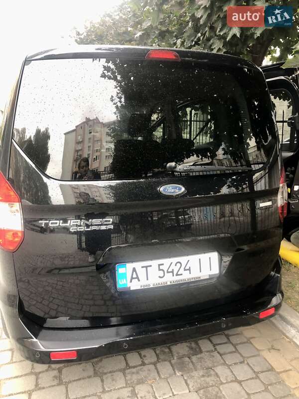 Микровэн Ford Tourneo Courier 2014 в Ивано-Франковске