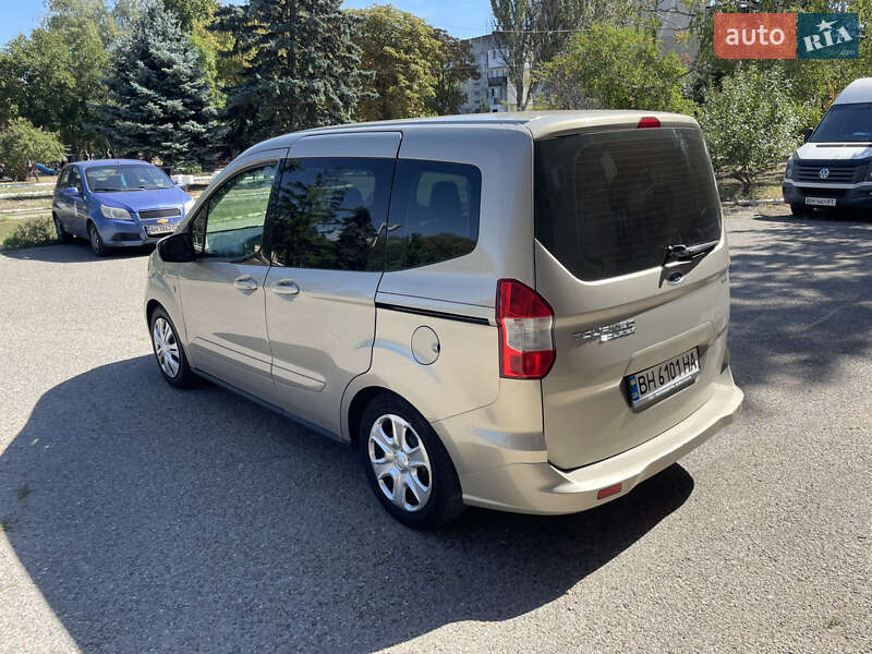 Микровэн Ford Tourneo Courier 2015 в Одессе