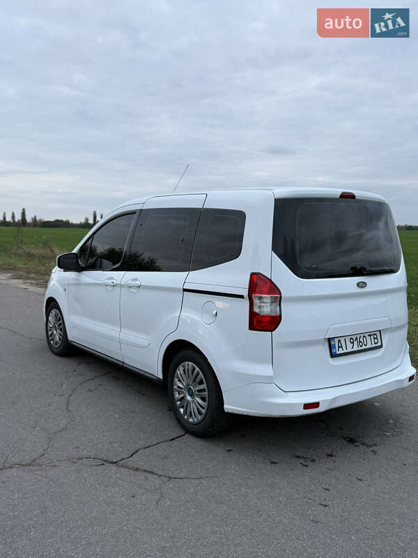 Микровэн Ford Tourneo Courier 2017 в Березане фото 3 Микровэн Ford Tourneo Courier 2017 в Березане