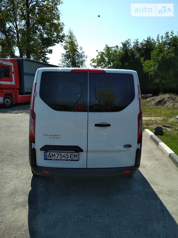 Мінівен Ford Tourneo Custom 2015 в Бердичеві