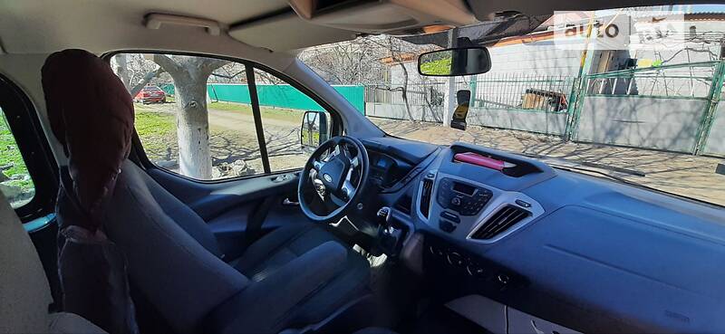 Мінівен Ford Tourneo Custom 2014 в Врадіївці