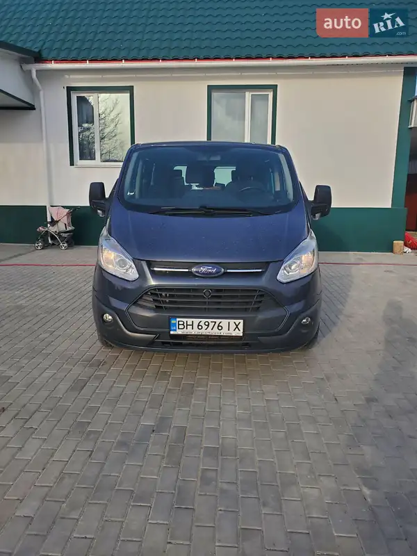 Минивэн Ford Tourneo Custom 2014 в 