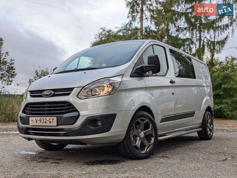 Мінівен Ford Tourneo Custom 2017 в Бродах
