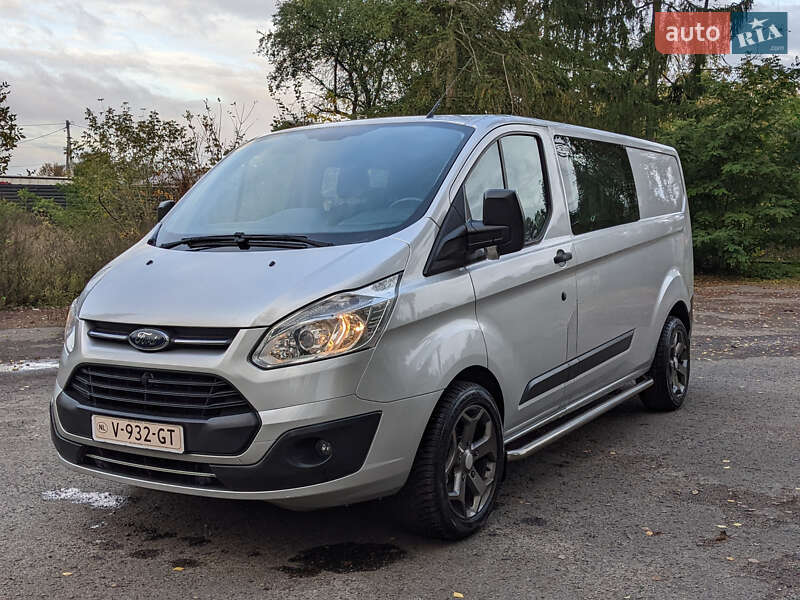Мінівен Ford Tourneo Custom 2017 в Бродах