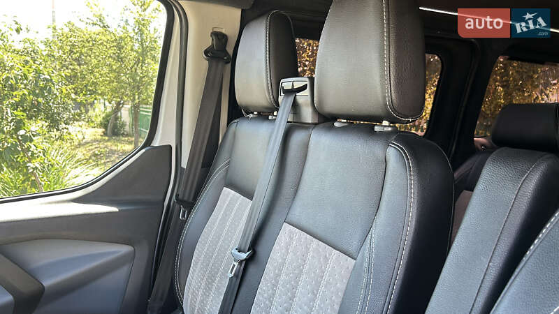 Мінівен Ford Tourneo Custom 2015 в Ізмаїлі