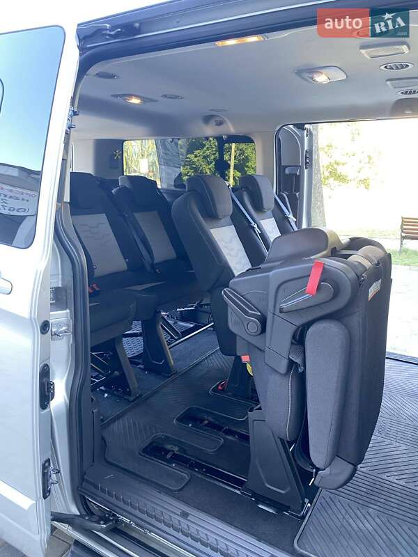Мінівен Ford Tourneo Custom 2017 в Березному