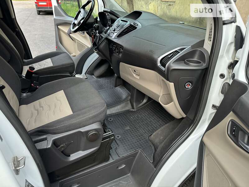 Мінівен Ford Tourneo Custom 2016 в Рівному