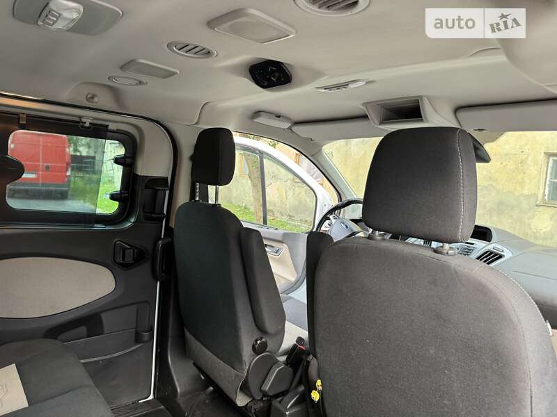 Мінівен Ford Tourneo Custom 2016 в Рівному