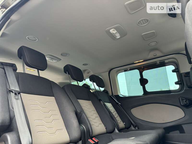 Минивэн Ford Tourneo Custom 2016 в Ровно